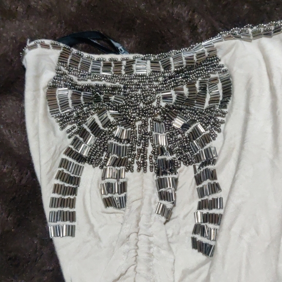 Off the shoulder cream shirt - Picture 5 of 5